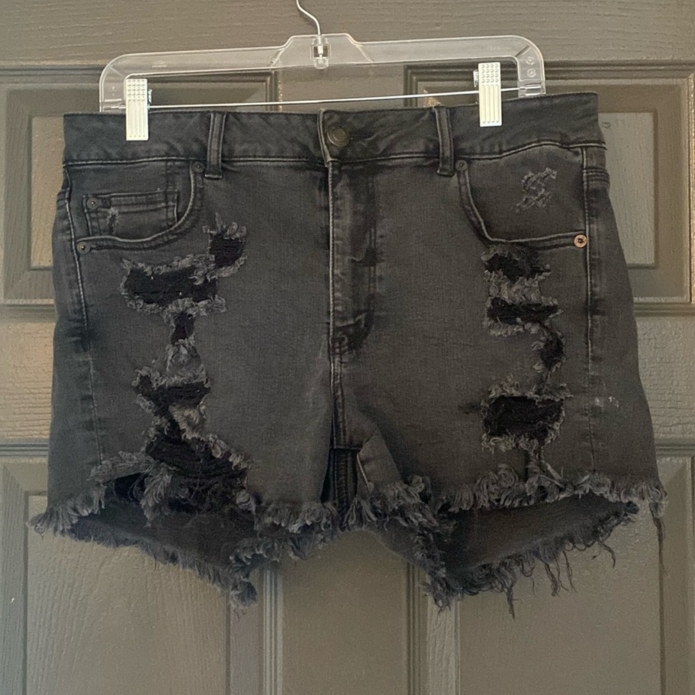 American Eagle, High Rise Distressed Shorts